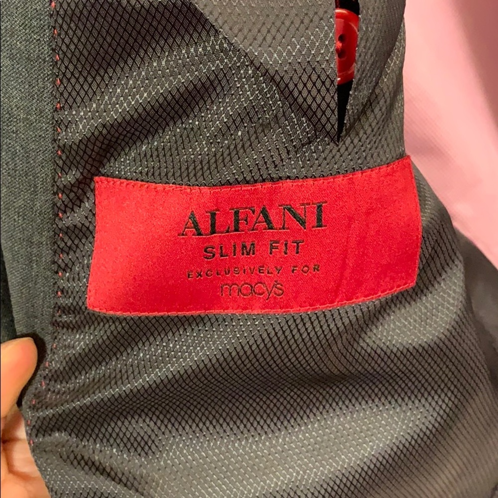 Alfani Suit - Picture 2 of 5